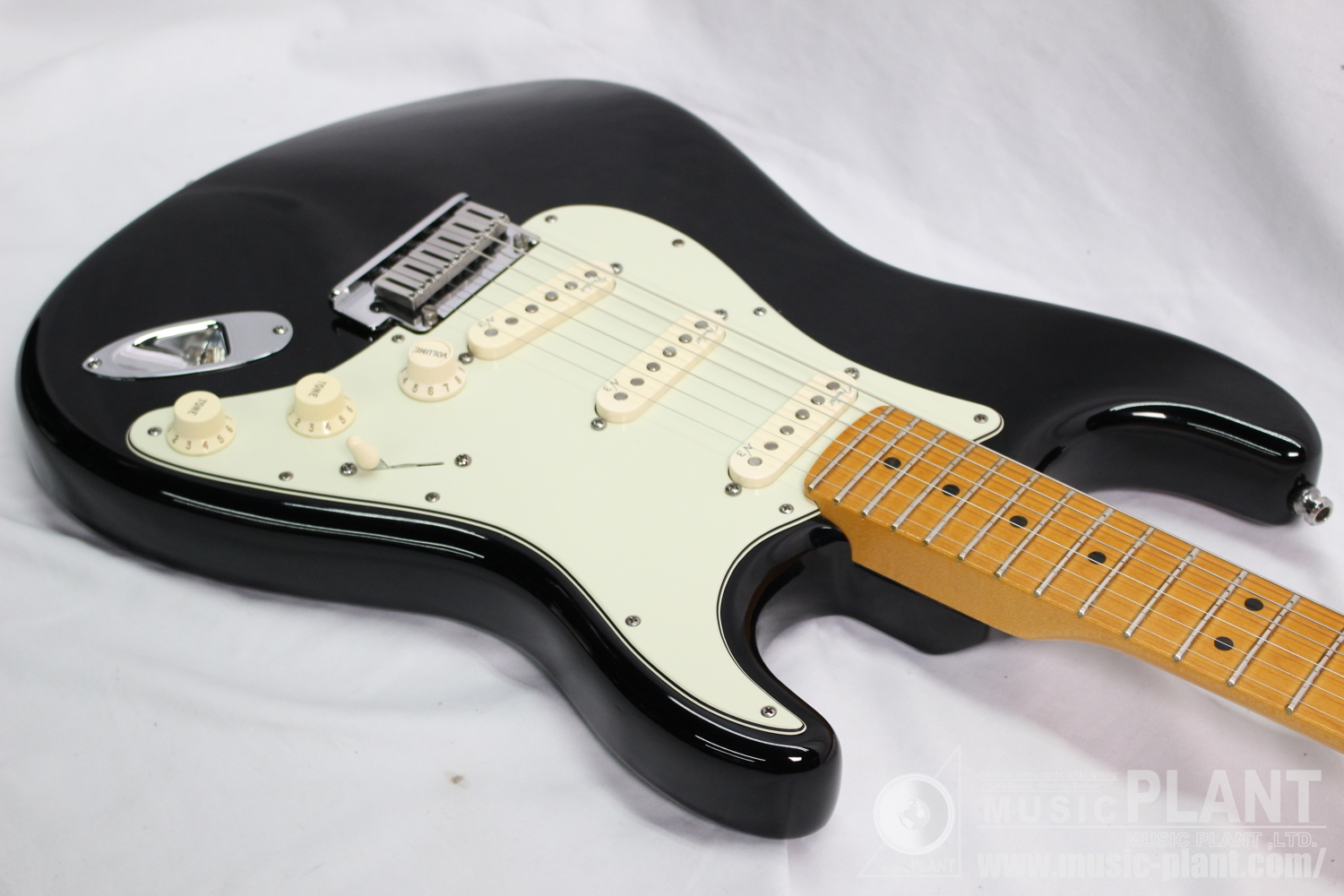 2011 American Deluxe Stratocaster V Neck Black追加画像 2011 American Deluxe Stratocaster V Neck Black追加画像