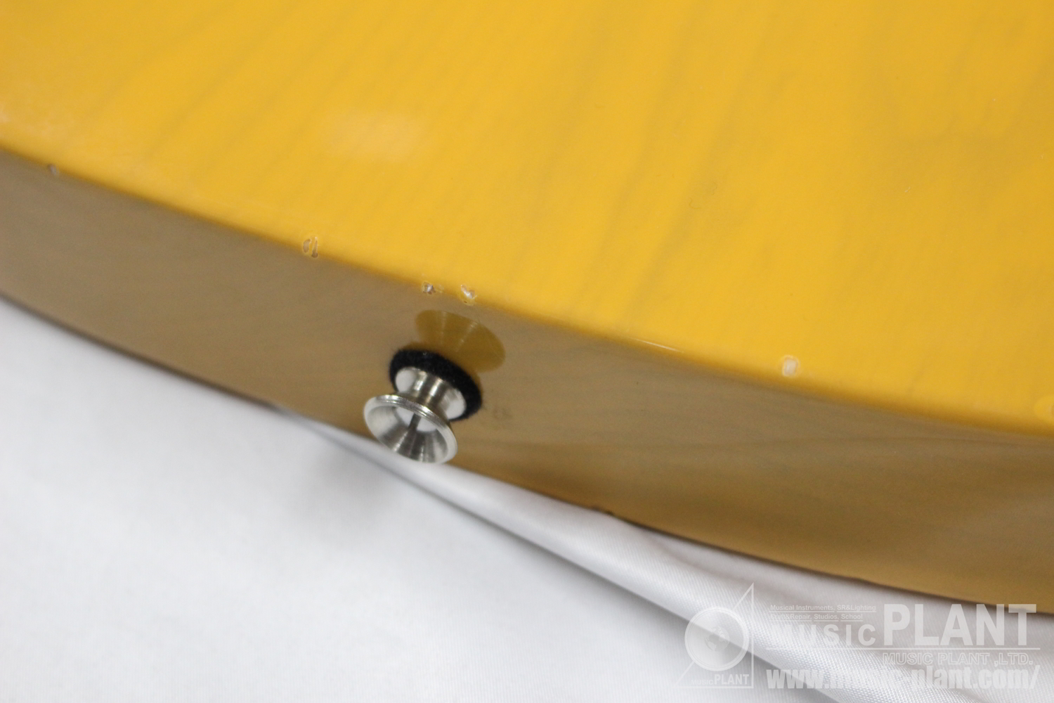 American Vintage II 1951 Telecaster Maple Fingerboard Butterscotch Blonde追加画像 American Vintage II 1951 Telecaster Maple Fingerboard Butterscotch Blonde追加画像