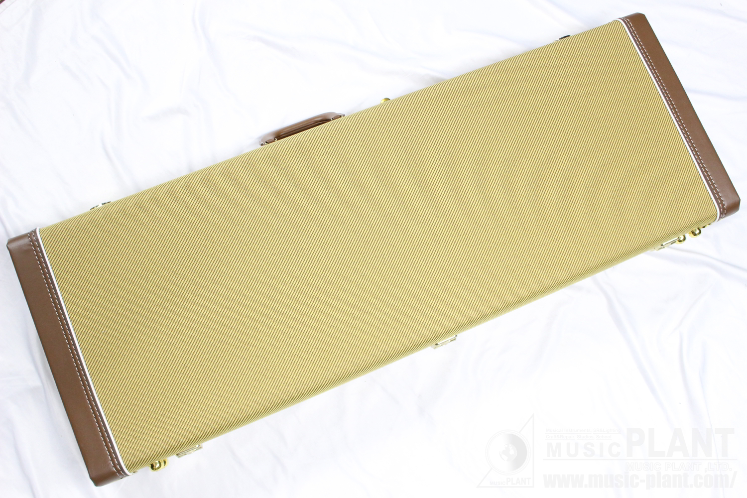 American Vintage II 1951 Telecaster Maple Fingerboard Butterscotch Blondeケース画像 American Vintage II 1951 Telecaster Maple Fingerboard Butterscotch Blondeケース画像