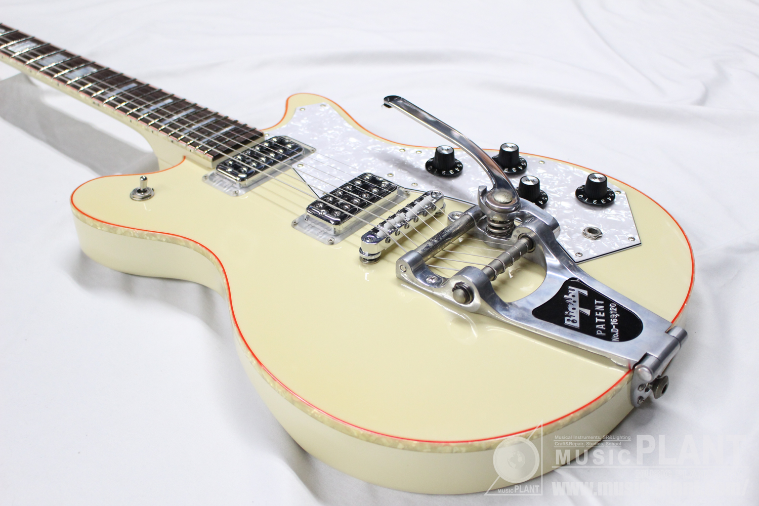 CORSAIR CSL135 Vintage White追加画像 CORSAIR CSL135 Vintage White追加画像