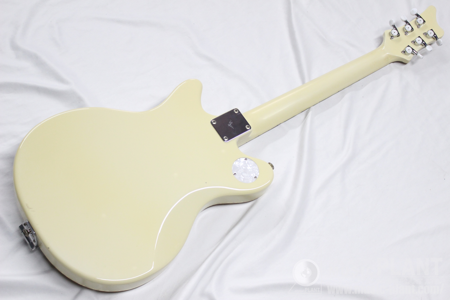 CORSAIR CSL135 Vintage White背面画像 CORSAIR CSL135 Vintage White背面画像