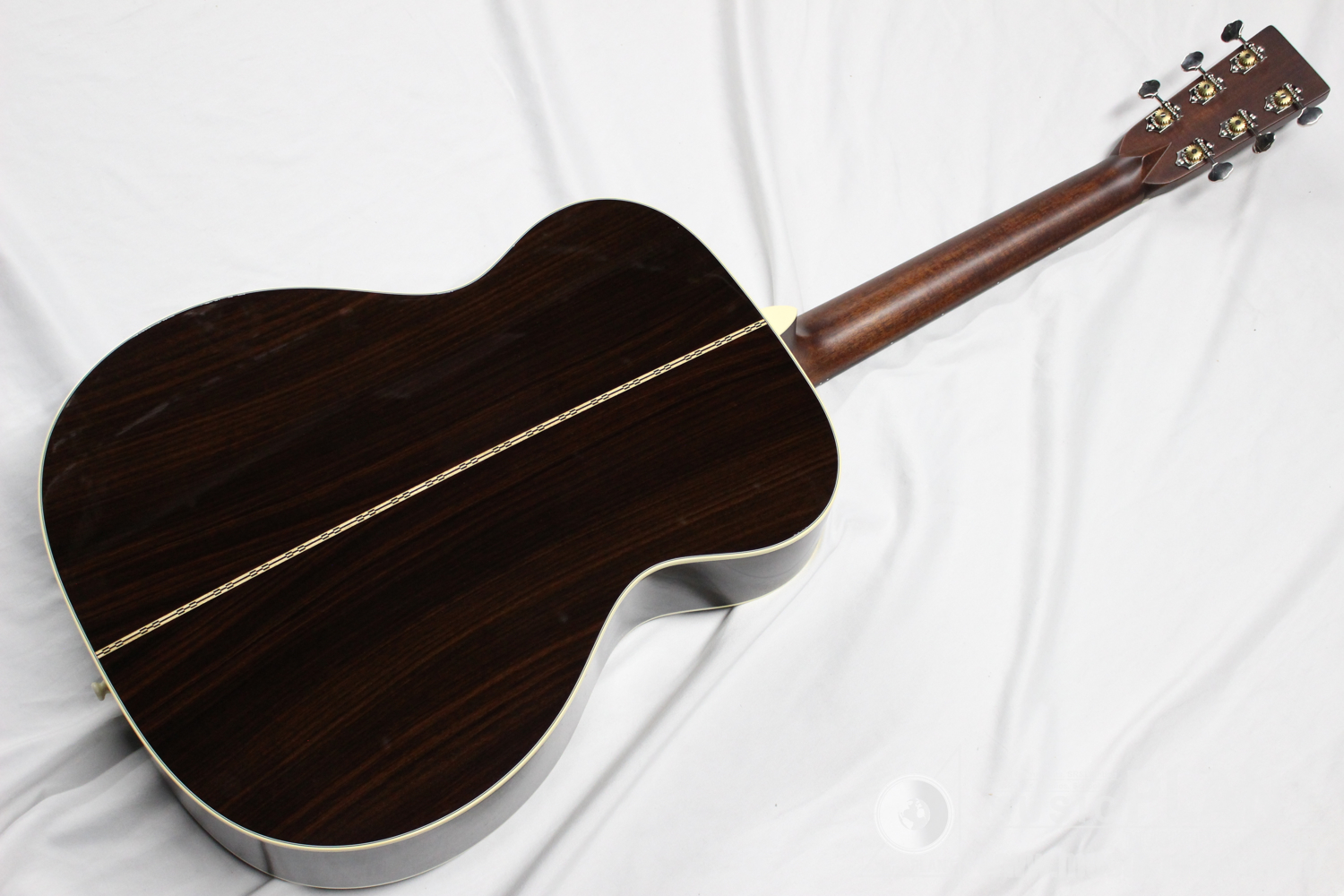 2021 OOO-28 Standard Ambertone背面画像 2021 OOO-28 Standard Ambertone背面画像