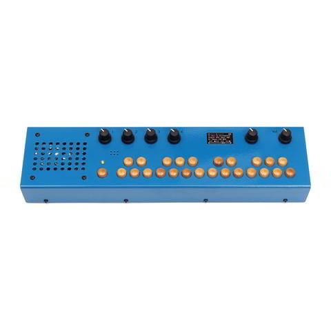 Critter & GuitariOrganelle M