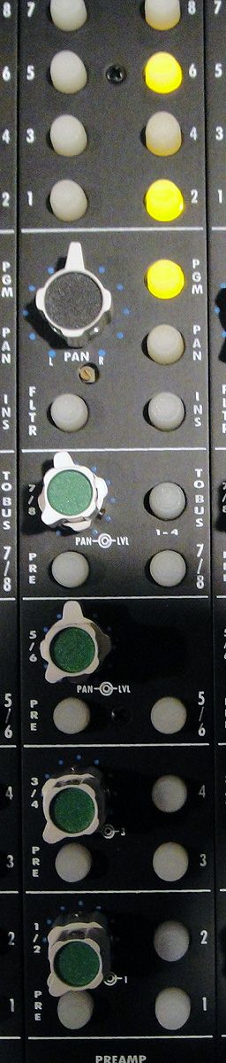 1608 AUX