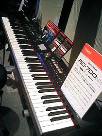 Roland RD-700NX