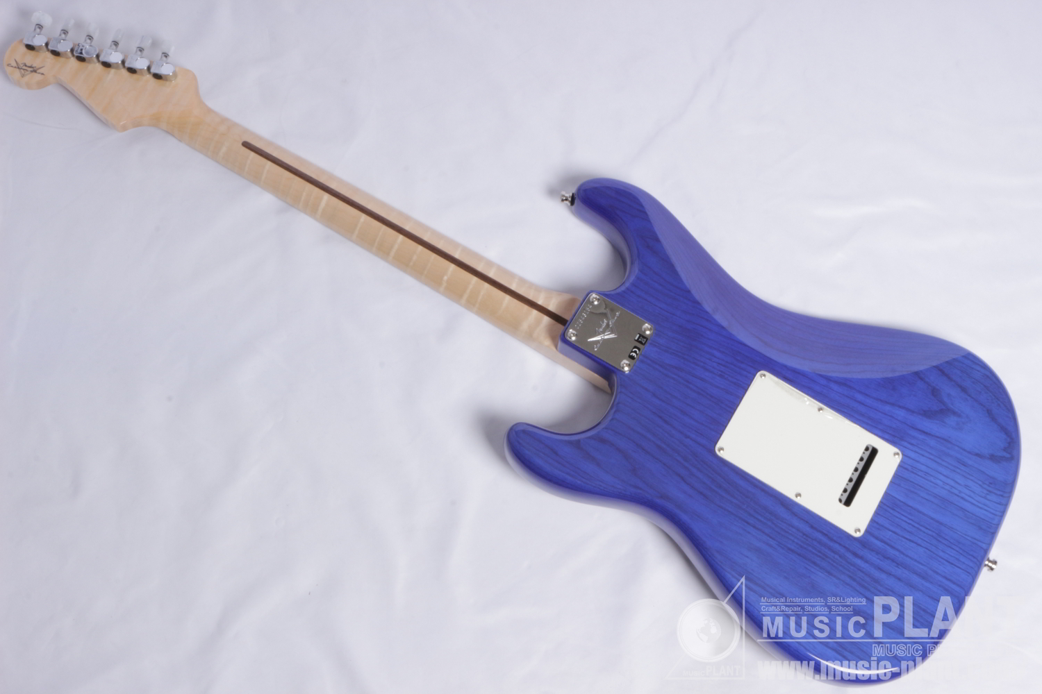 Custom Stratocaster Quilt Maple Top NOS, Faded Cobalt Blue Transparent背面画像