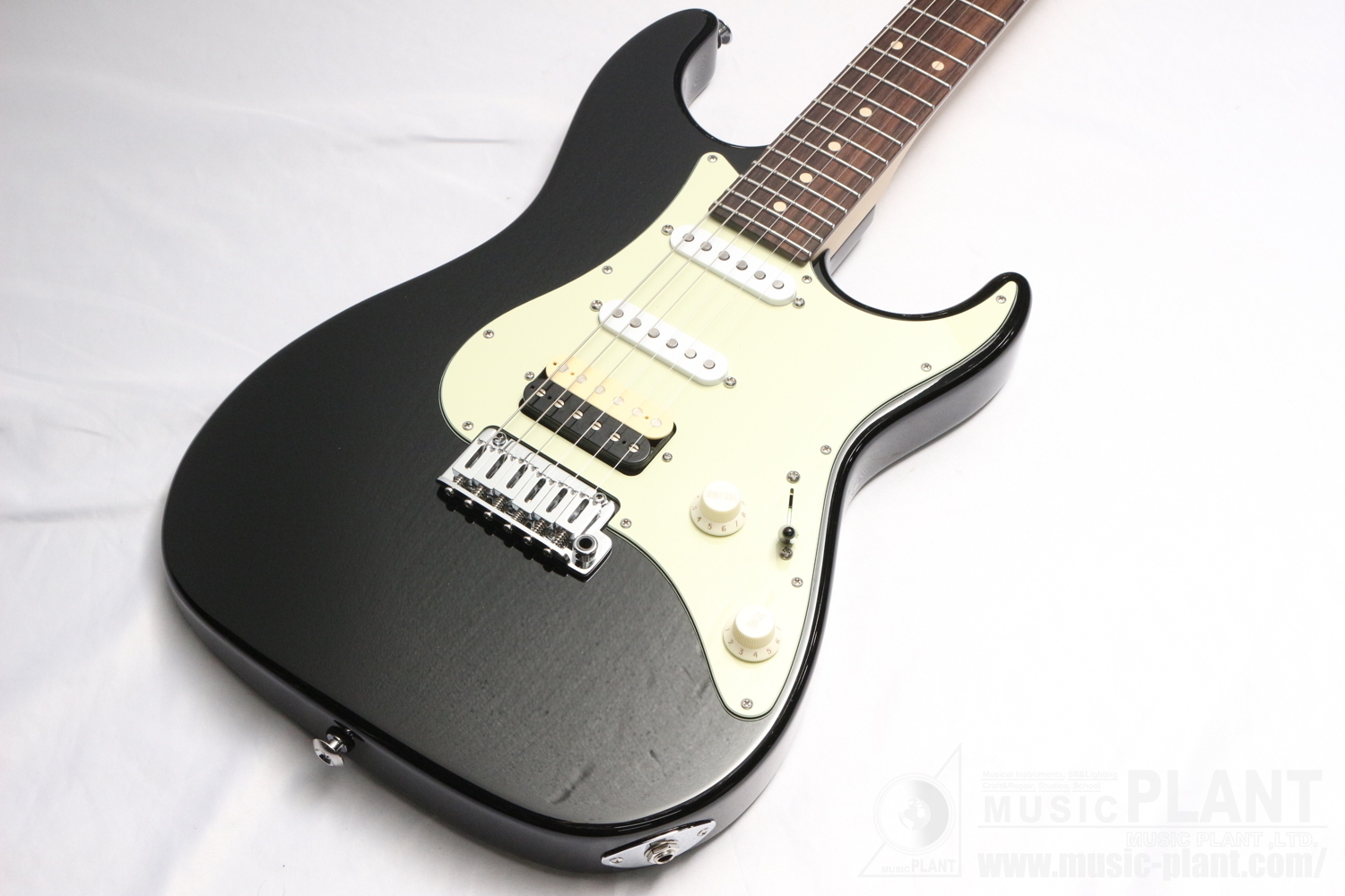 Suhr JE-Lineシリーズ エレキギターJE-Line Standard Alder with Asatobucker Black在庫あります!  MUSIC PLANT WEBSHOP