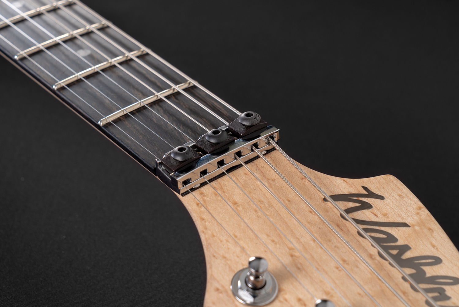 NUNO BETTENCOURT 4N USA MATTE NATURAL追加画像 NUNO BETTENCOURT 4N USA MATTE NATURAL追加画像
