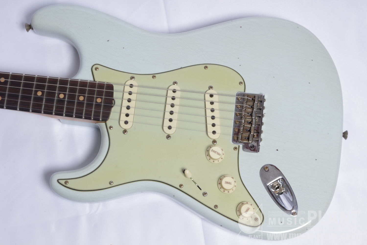 Limited Edition 1960 Stratocaster Journeyman Relic, Super Faded Aged Sonic Blue, Left-Handed追加画像