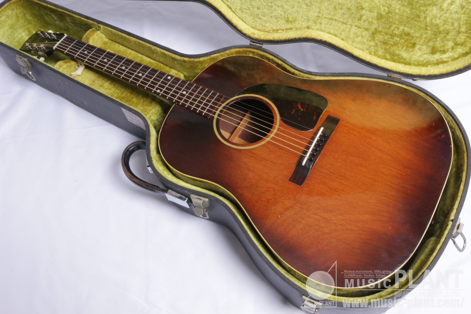 PLANT　WEBSHOP　1942年製中古品ご売約済みです。あしからずご了承ください。　アコースティックギターJ-45　Gibson　MUSIC