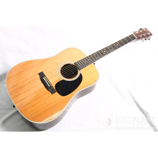 Martin (C.F.Martin)-アコースティックギターD-28 2000