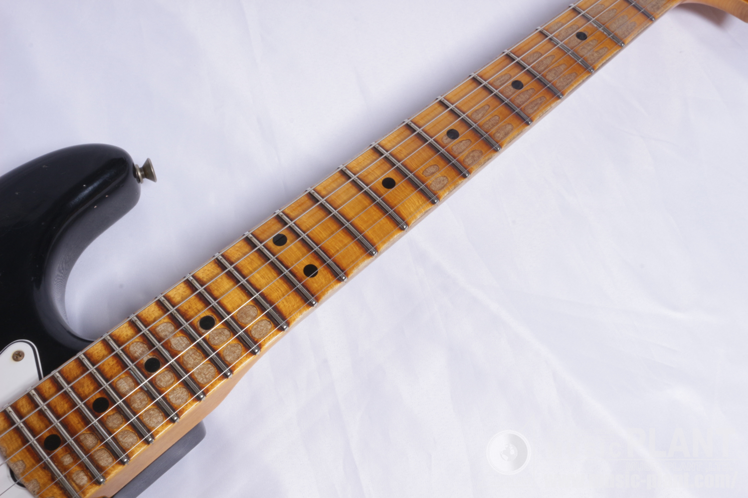 Limited Edition '69 Stratocaster Heavy Relic, Aged Black追加画像 Limited Edition '69 Stratocaster Heavy Relic, Aged Black追加画像