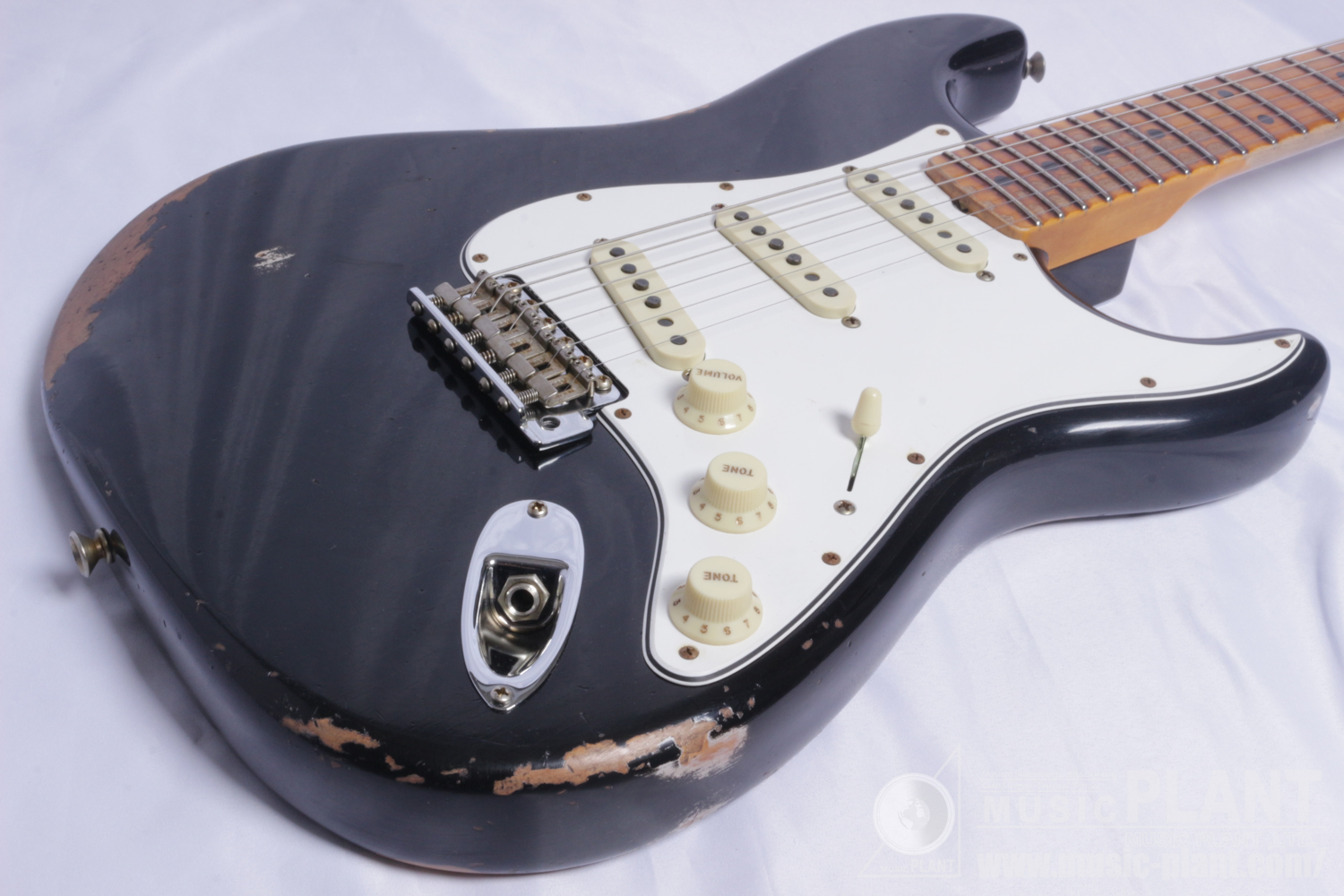 Limited Edition '69 Stratocaster Heavy Relic, Aged Black追加画像 Limited Edition '69 Stratocaster Heavy Relic, Aged Black追加画像