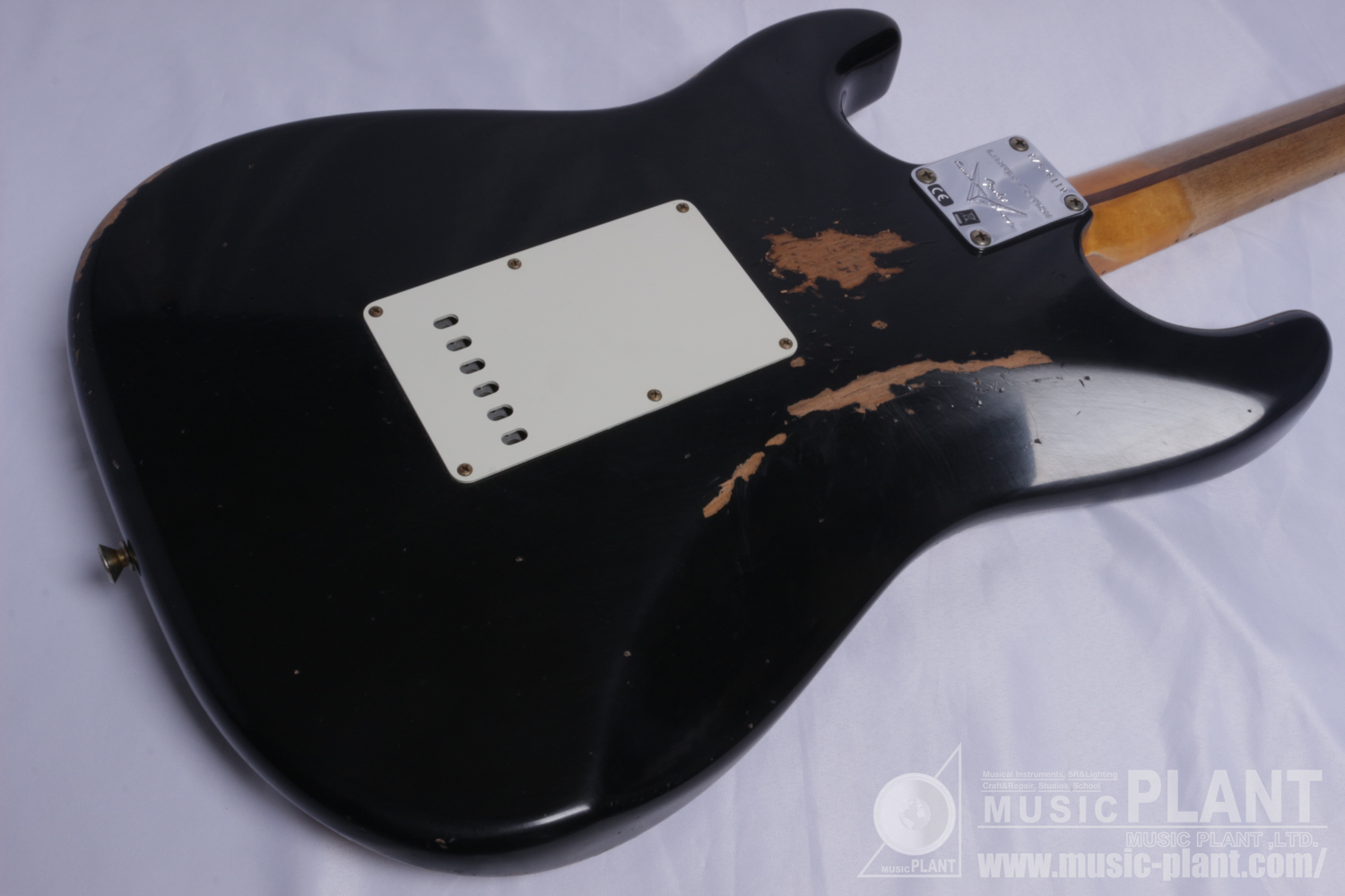 Limited Edition '69 Stratocaster Heavy Relic, Aged Black追加画像 Limited Edition '69 Stratocaster Heavy Relic, Aged Black追加画像