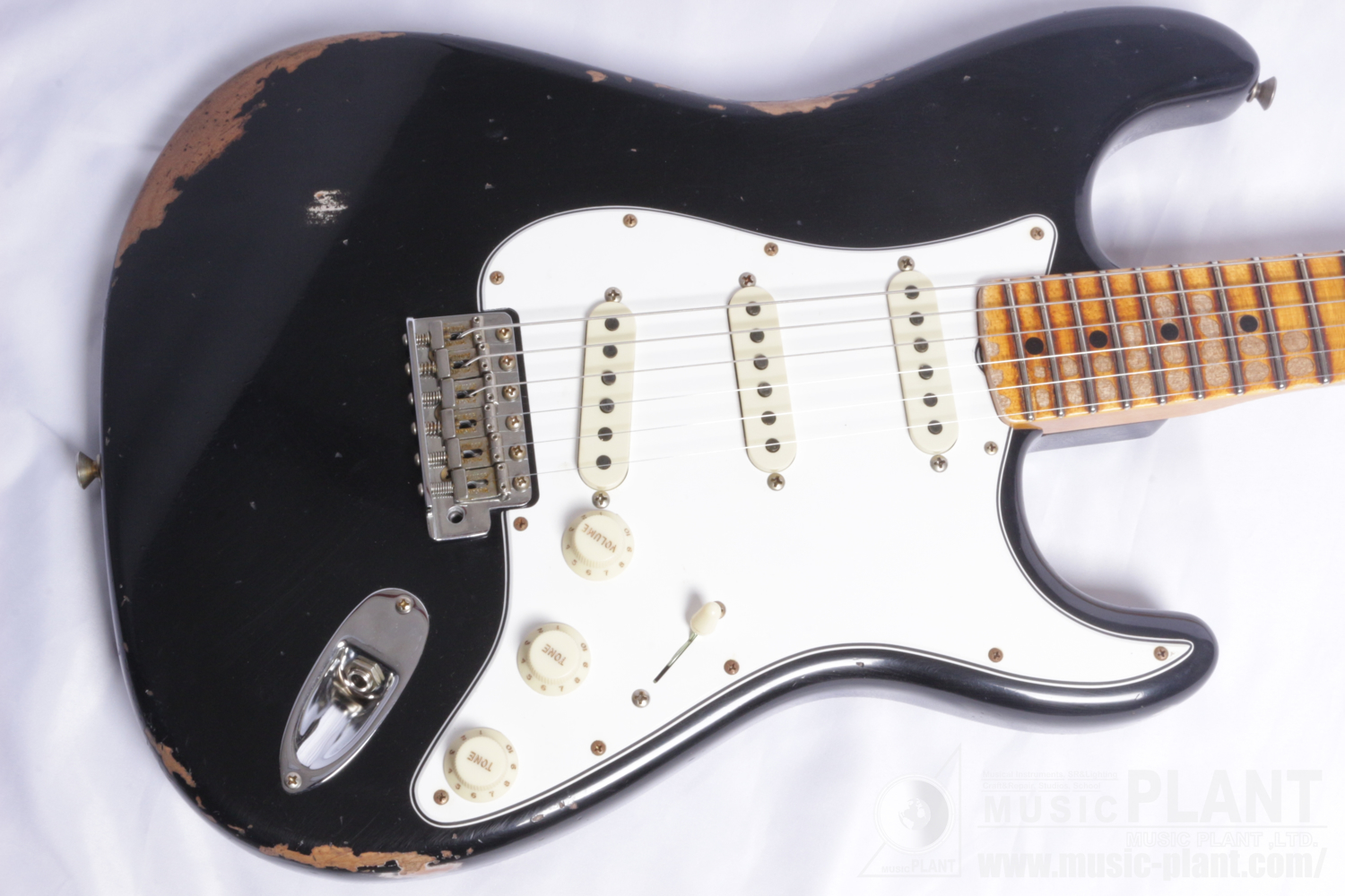 Limited Edition '69 Stratocaster Heavy Relic, Aged Black追加画像 Limited Edition '69 Stratocaster Heavy Relic, Aged Black追加画像
