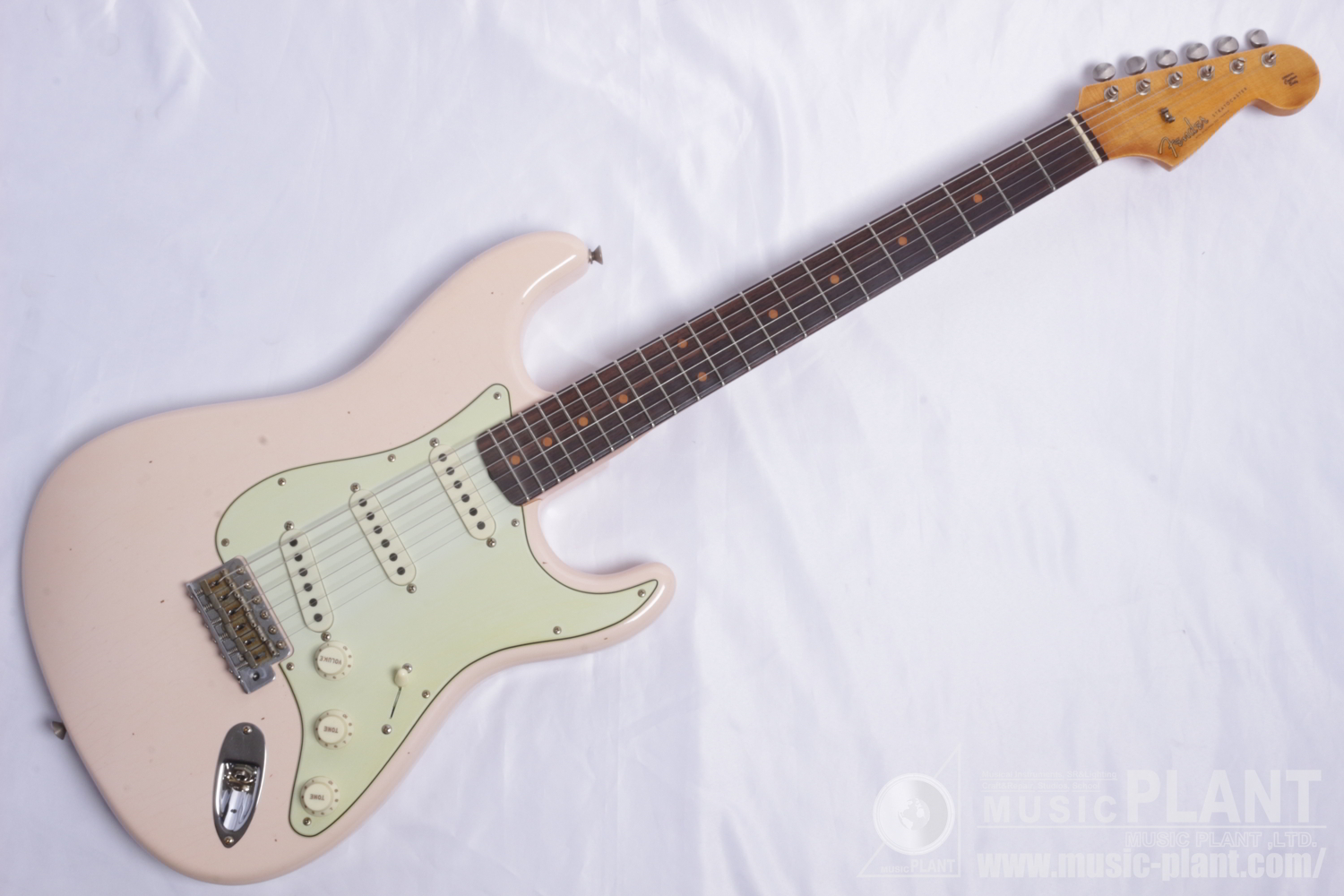 2022 Limited Edition 1959 Stratocaster Journeyman Relic, Super Faded Aged Shell Pink追加画像 2022 Limited Edition 1959 Stratocaster Journeyman Relic, Super Faded Aged Shell Pink追加画像