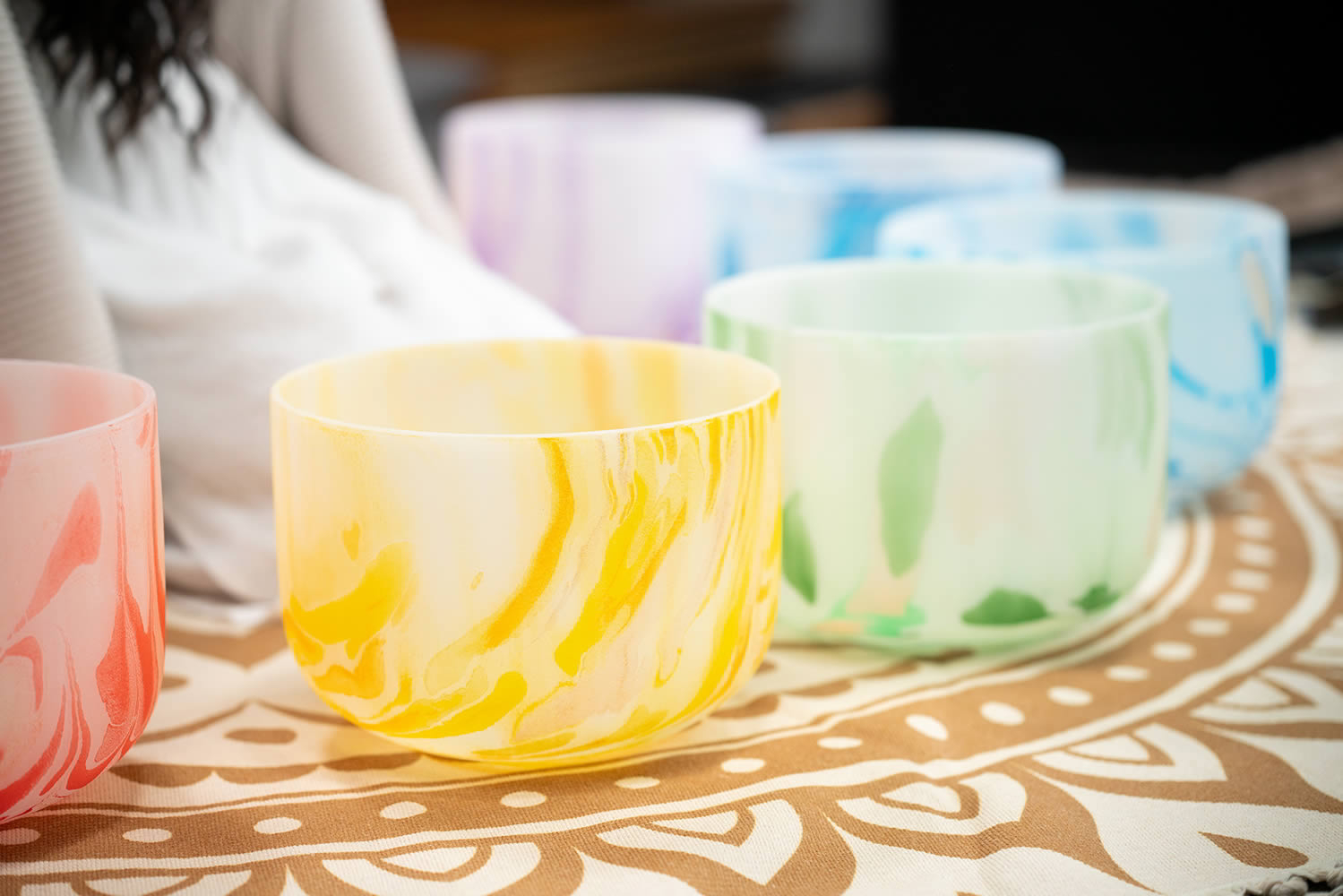 MCSBSETCHA Marble Crystal Singing Bowls Chakra Set追加画像 MCSBSETCHA Marble Crystal Singing Bowls Chakra Set追加画像