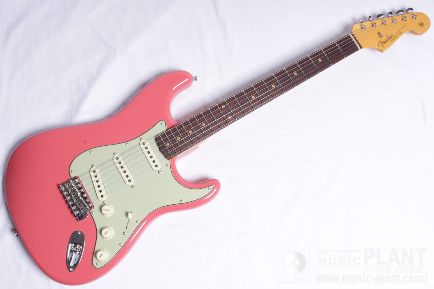 Limited Edition '62 Poblano Strat Journeyman Relic with Closet Classic Hardware, 3A Rosewood Fingerboard, Super Faded Aged Fiesta Red追加画像 Limited Edition '62 Poblano Strat Journeyman Relic with Closet Classic Hardware, 3A Rosewood Fingerboard, Super Faded Aged Fiesta Red追加画像