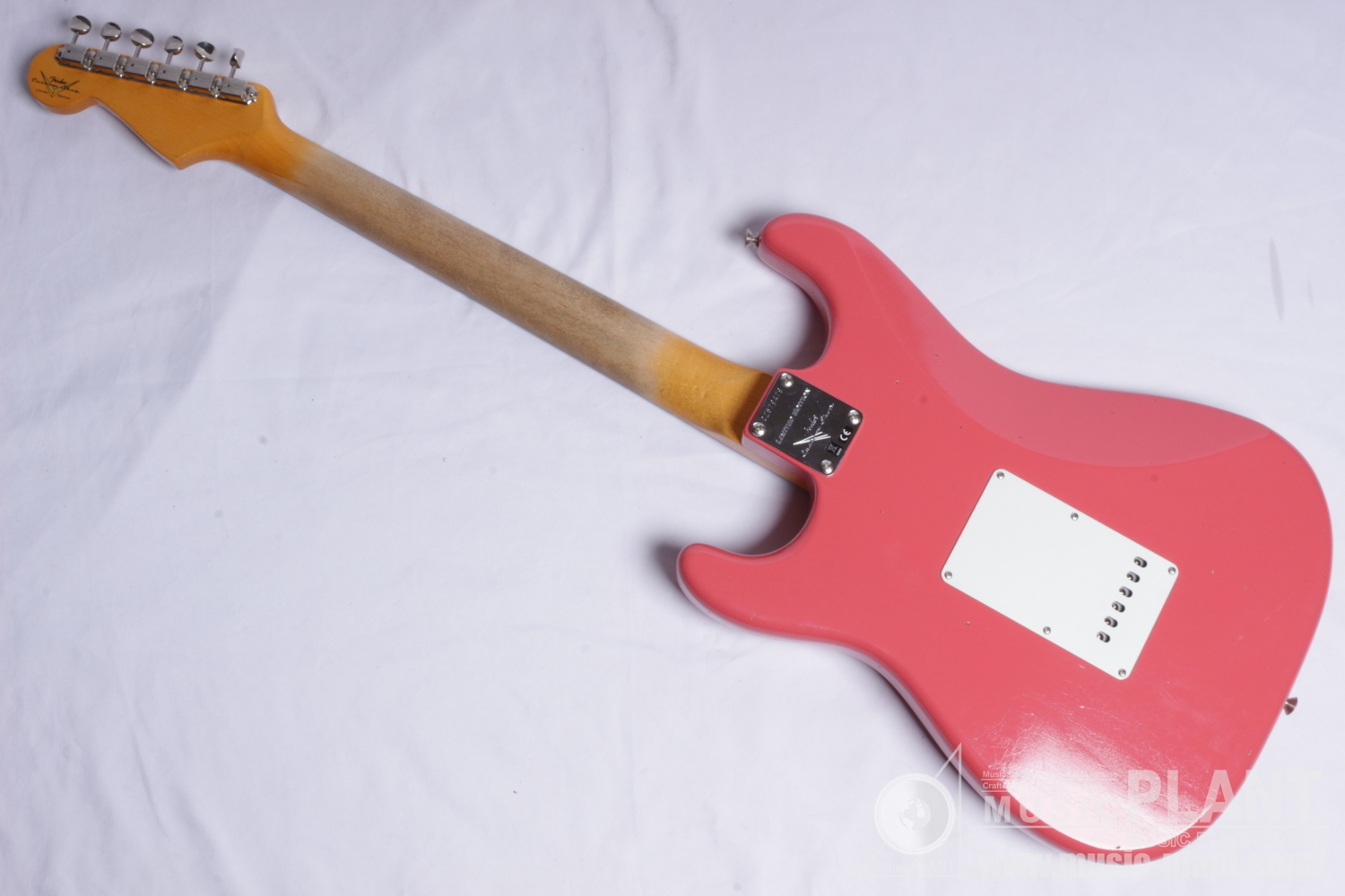 Limited Edition '62 Poblano Strat Journeyman Relic with Closet Classic Hardware, 3A Rosewood Fingerboard, Super Faded Aged Fiesta Red背面画像 Limited Edition '62 Poblano Strat Journeyman Relic with Closet Classic Hardware, 3A Rosewood Fingerboard, Super Faded Aged Fiesta Red背面画像