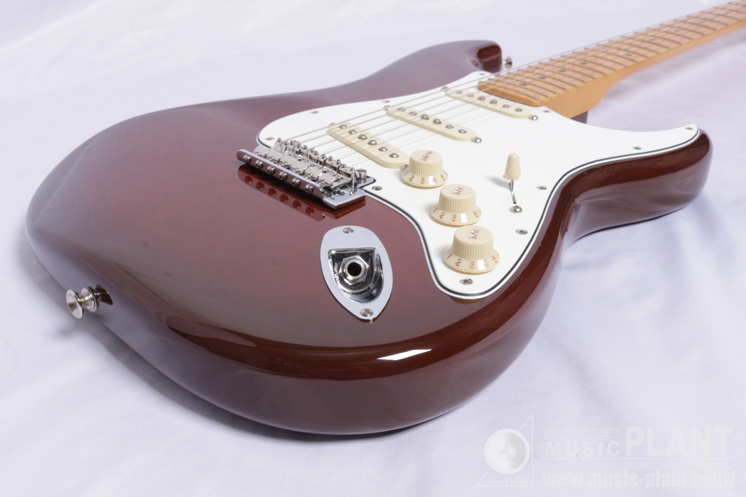 Player II Stratocaster®, Maple Fingerboard, Transparent Mocha Burst追加画像 Player II Stratocaster®, Maple Fingerboard, Transparent Mocha Burst追加画像