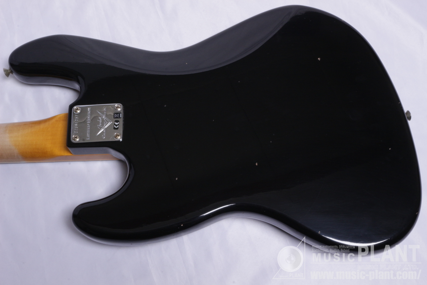 Limited Edition Custom Jazz Bass Journeyman Relic, 3A Rosewood Fingerboard, Aged Black追加画像 Limited Edition Custom Jazz Bass Journeyman Relic, 3A Rosewood Fingerboard, Aged Black追加画像