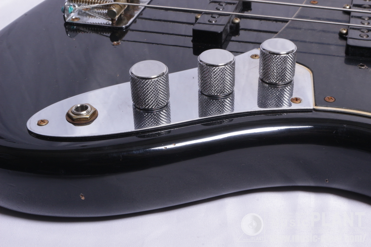 Limited Edition Custom Jazz Bass Journeyman Relic, 3A Rosewood Fingerboard, Aged Black追加画像 Limited Edition Custom Jazz Bass Journeyman Relic, 3A Rosewood Fingerboard, Aged Black追加画像