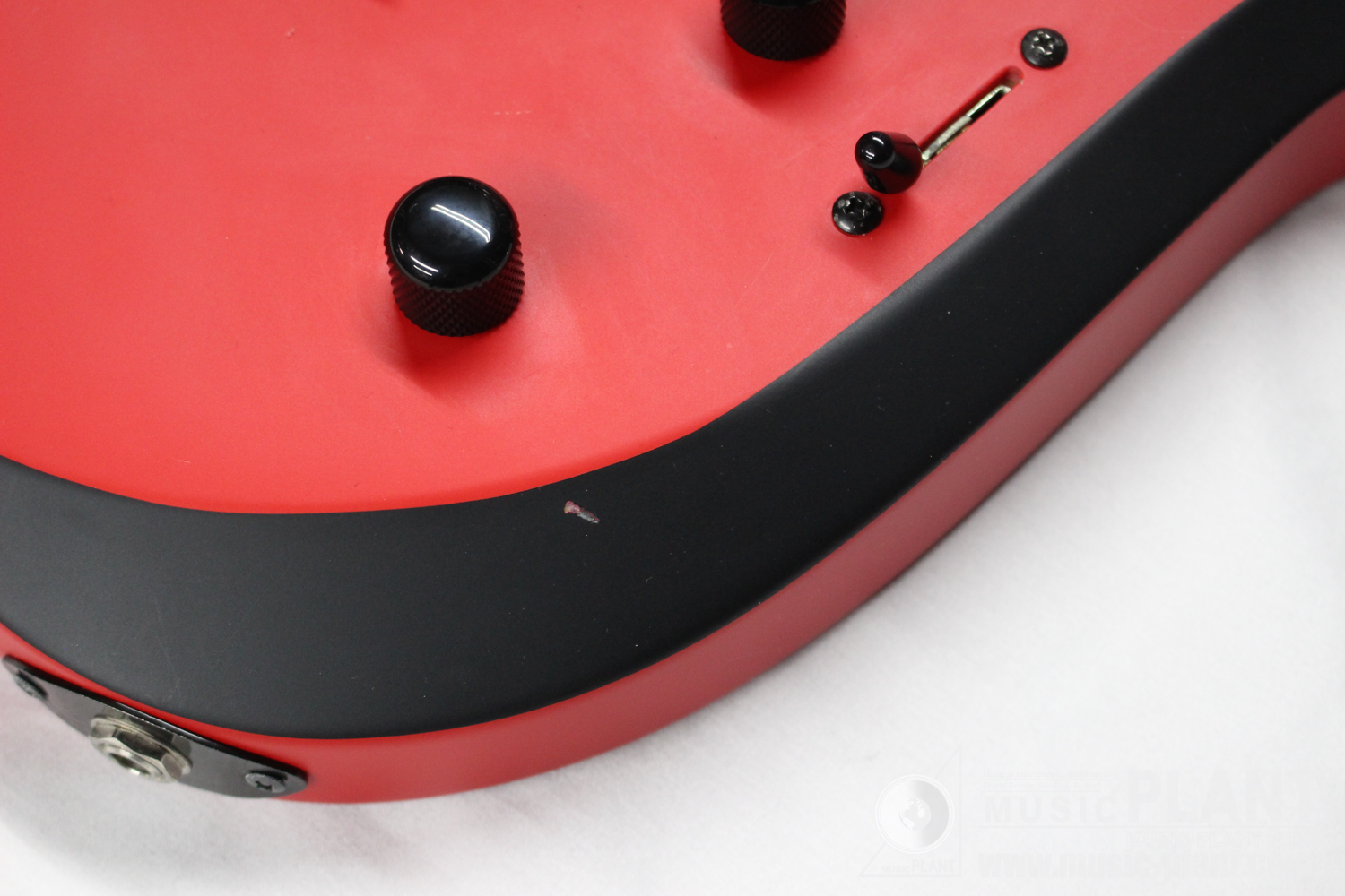 Pro Plus Series DK Modern MDK7 HT Satin Red with Black bevels追加画像 Pro Plus Series DK Modern MDK7 HT Satin Red with Black bevels追加画像