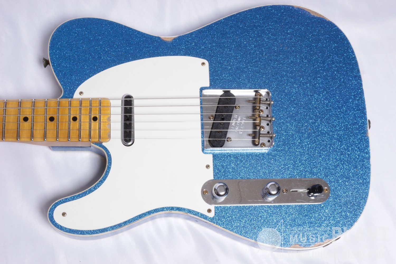 Limited Edition Tomatillo Telecaster Relic, Left-Handed, 1-Piece Quartersawn Maple Neck, Aged Blue Sparkle追加画像 Limited Edition Tomatillo Telecaster Relic, Left-Handed, 1-Piece Quartersawn Maple Neck, Aged Blue Sparkle追加画像