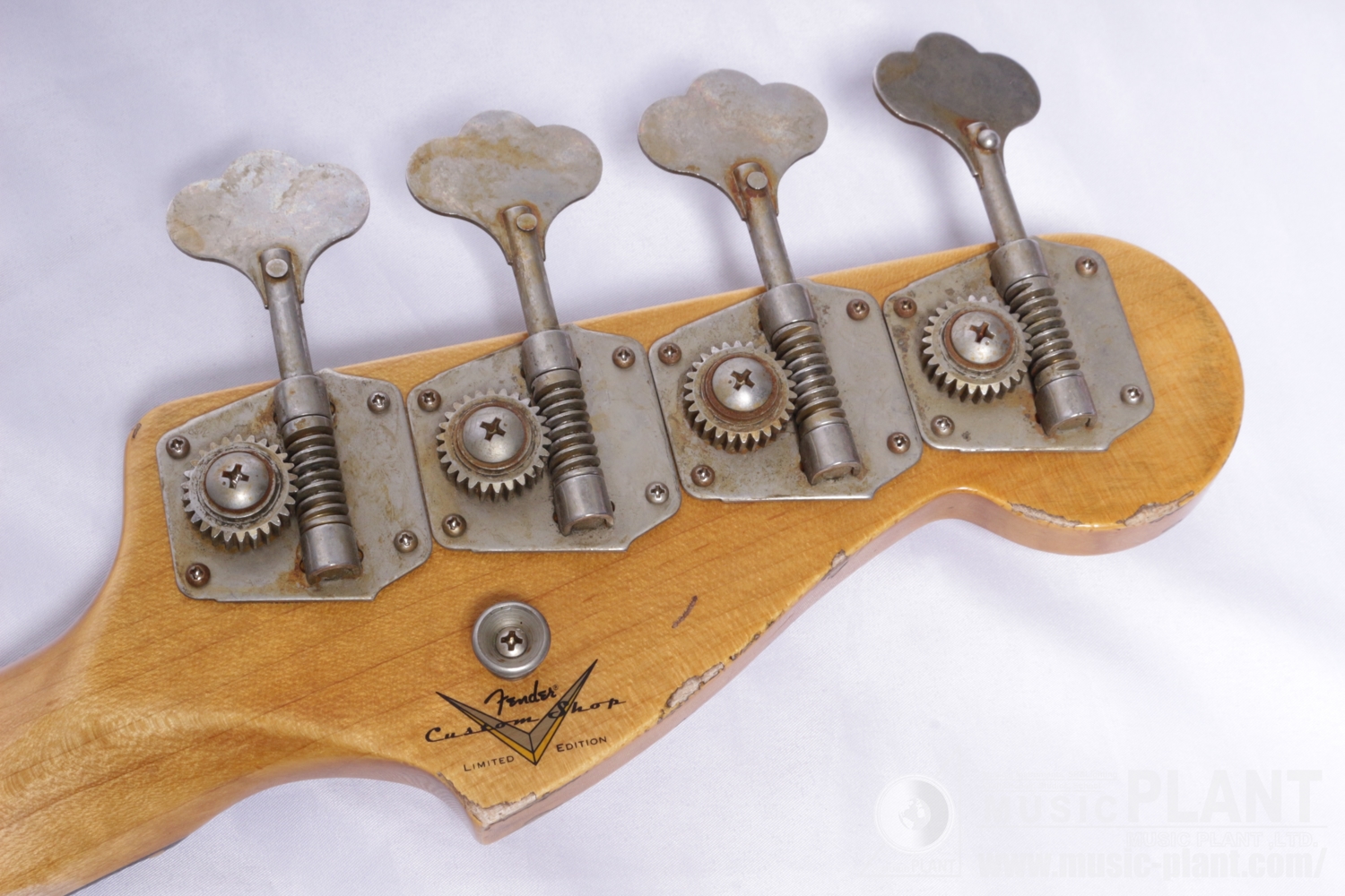 Limited Edition '66 Precision Bass Heavy Relic, Left-Handed, 3A Rosewood Fingerboard, Aged Black追加画像 Limited Edition '66 Precision Bass Heavy Relic, Left-Handed, 3A Rosewood Fingerboard, Aged Black追加画像