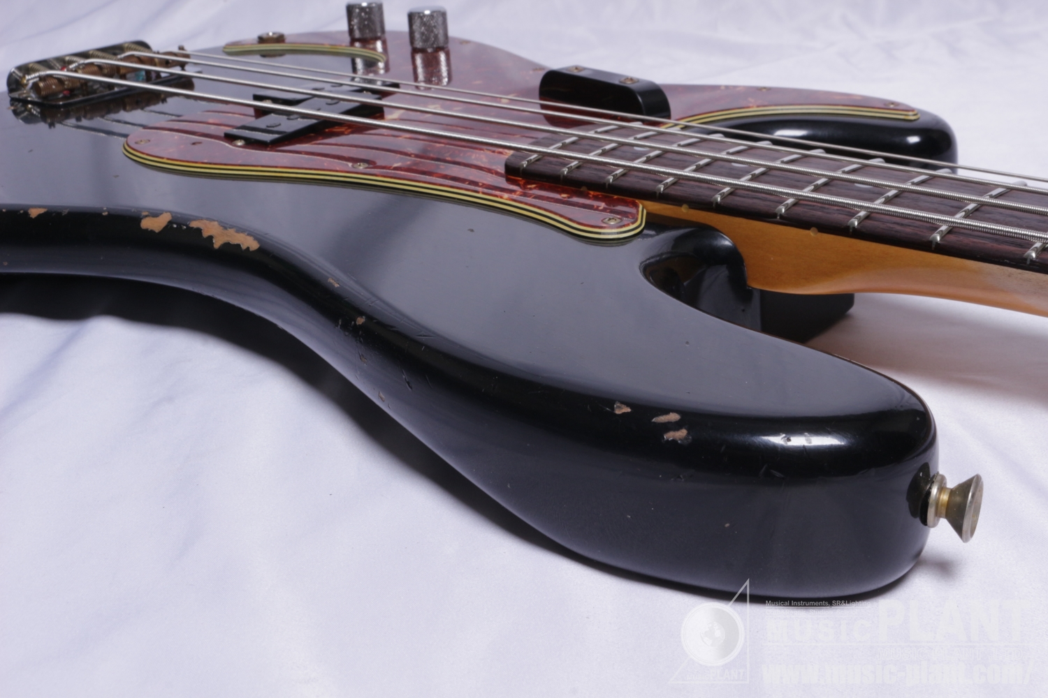 Limited Edition '66 Precision Bass Heavy Relic, Left-Handed, 3A Rosewood Fingerboard, Aged Black追加画像 Limited Edition '66 Precision Bass Heavy Relic, Left-Handed, 3A Rosewood Fingerboard, Aged Black追加画像