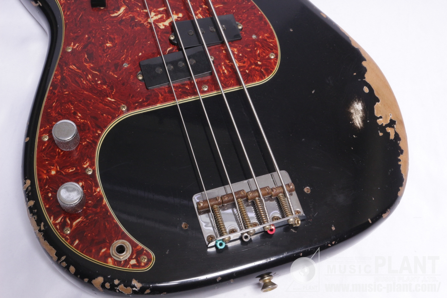 Limited Edition '66 Precision Bass Heavy Relic, Left-Handed, 3A Rosewood Fingerboard, Aged Black追加画像 Limited Edition '66 Precision Bass Heavy Relic, Left-Handed, 3A Rosewood Fingerboard, Aged Black追加画像