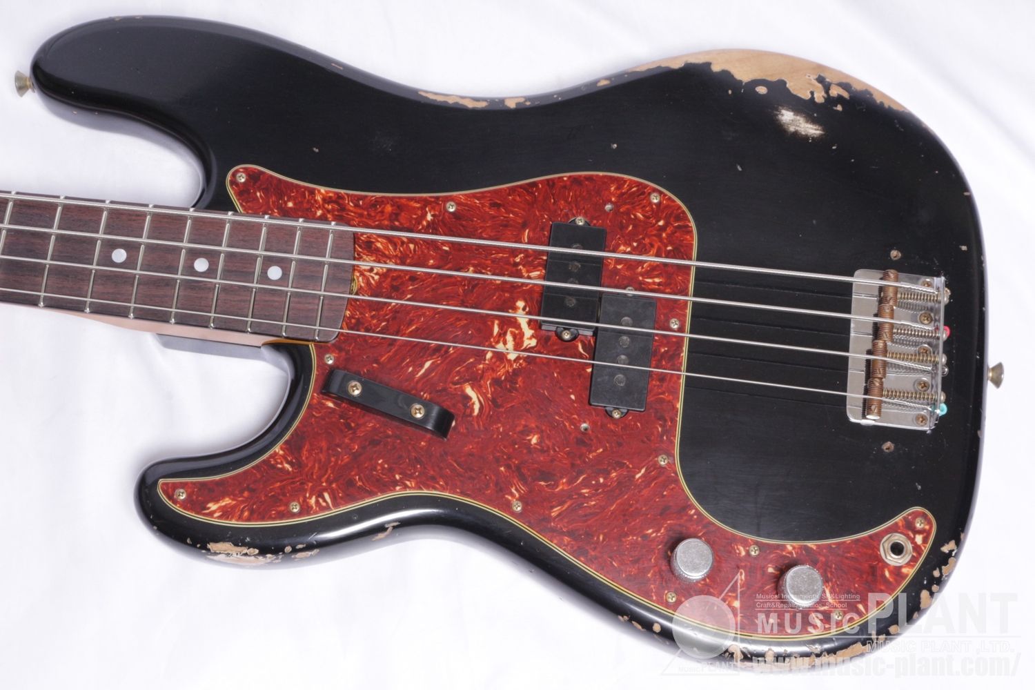 Limited Edition '66 Precision Bass Heavy Relic, Left-Handed, 3A Rosewood Fingerboard, Aged Black追加画像 Limited Edition '66 Precision Bass Heavy Relic, Left-Handed, 3A Rosewood Fingerboard, Aged Black追加画像