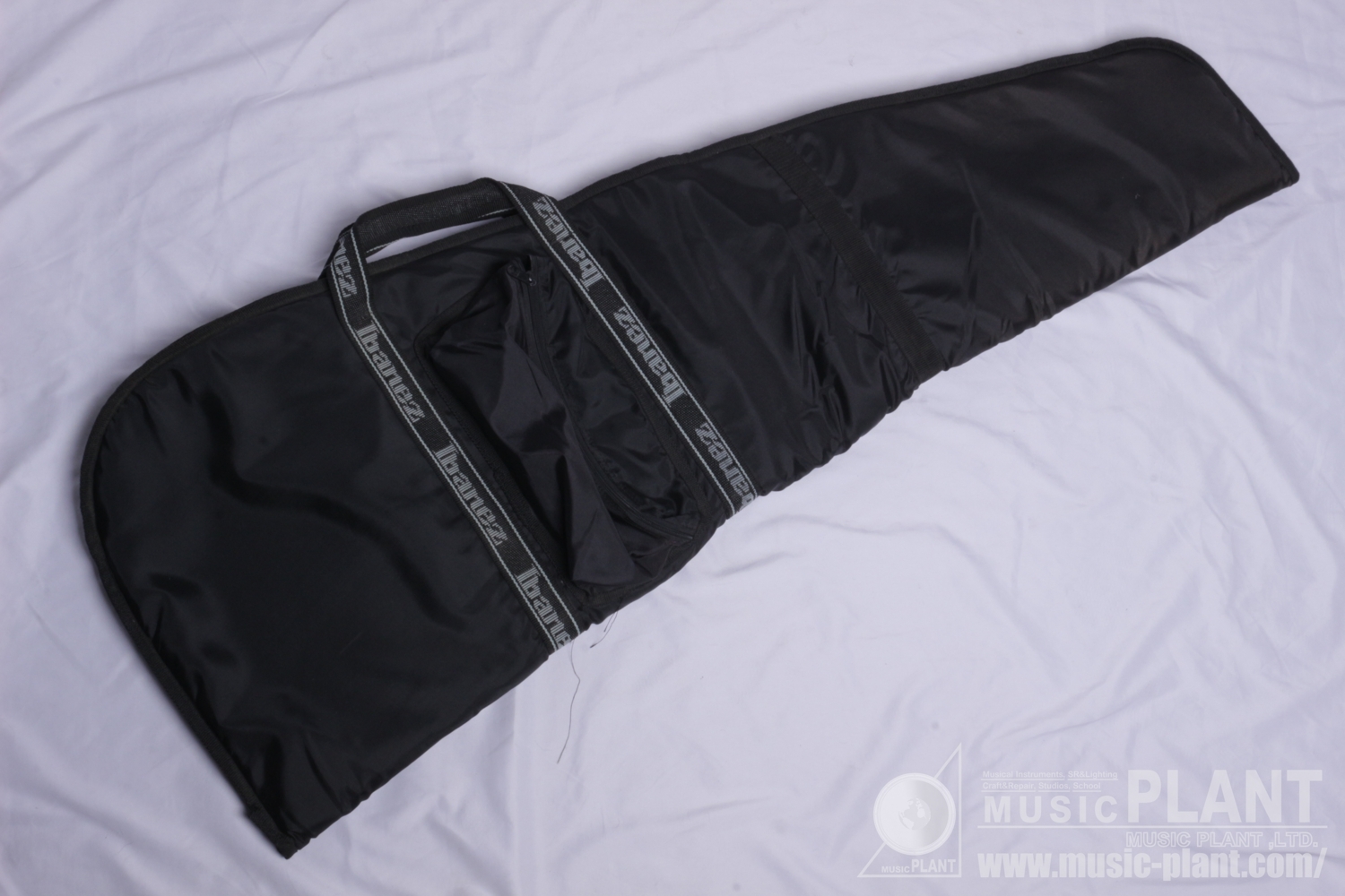 SRX 5 String Bass Neck-Thruケース画像 SRX 5 String Bass Neck-Thruケース画像