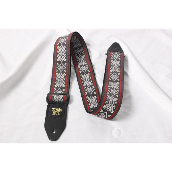 ERNIE BALLJACQUARD STRAP BLACK JACK RED P04669