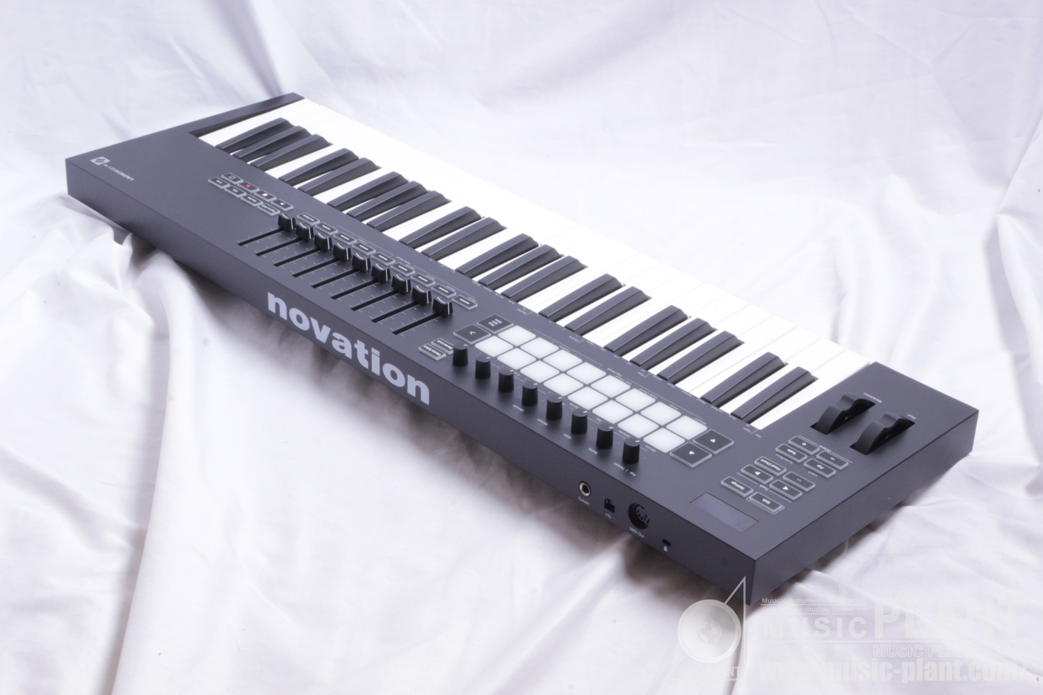 Launchkey 49 MK3追加画像 Launchkey 49 MK3追加画像