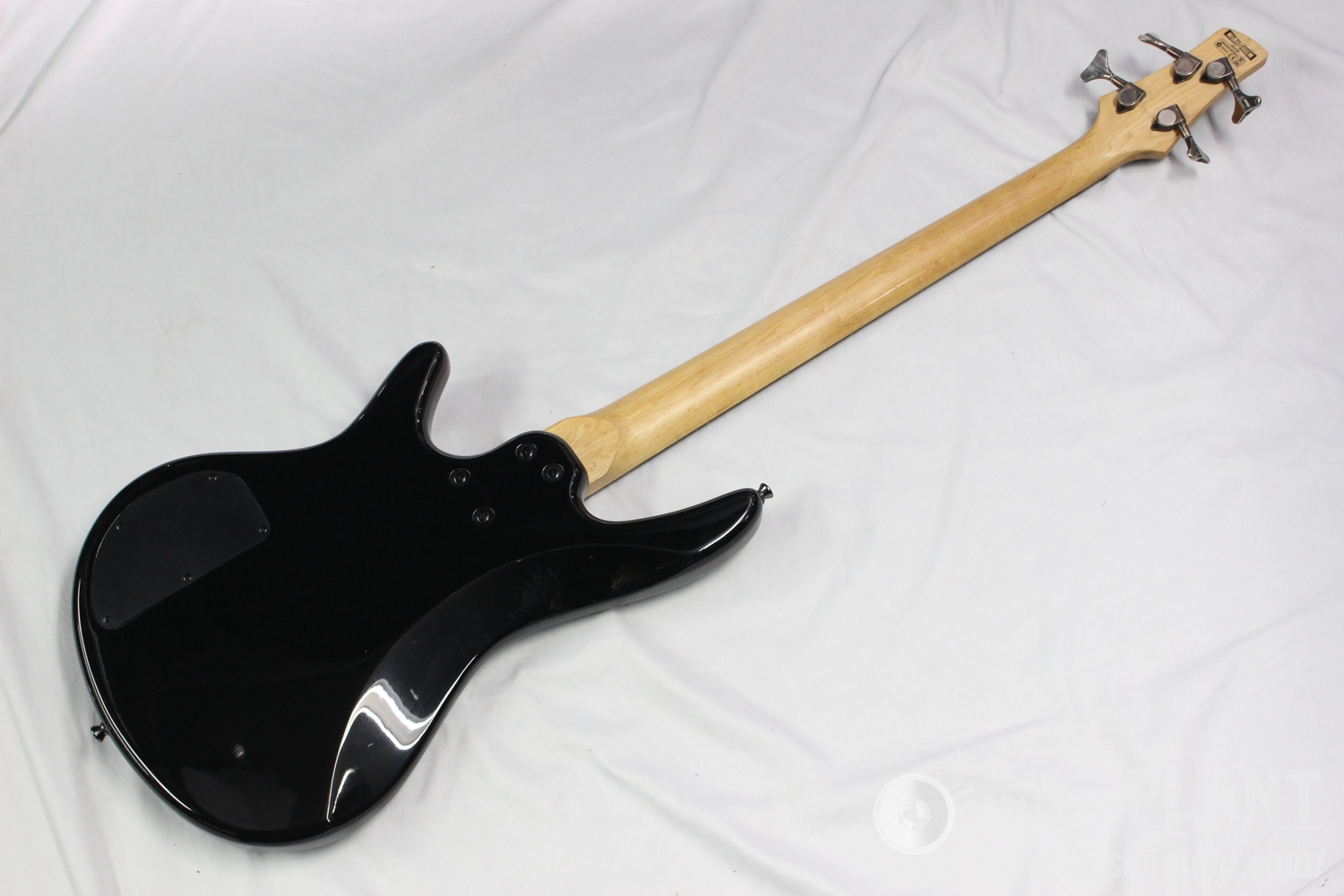 GSR280QA-TKS Transparent Black Sunburst背面画像 GSR280QA-TKS Transparent Black Sunburst背面画像