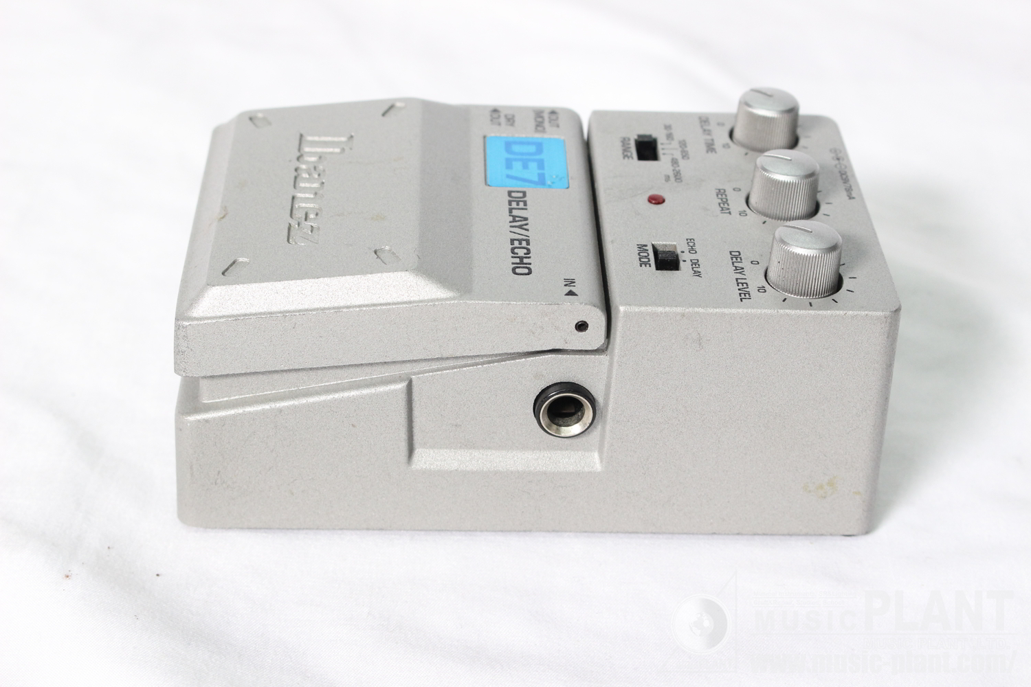 Ibanez DE7 ディレイ/エコー Ibanez Tone-Lok DE7 Delay/Echo Pedal | Musician's Friend
