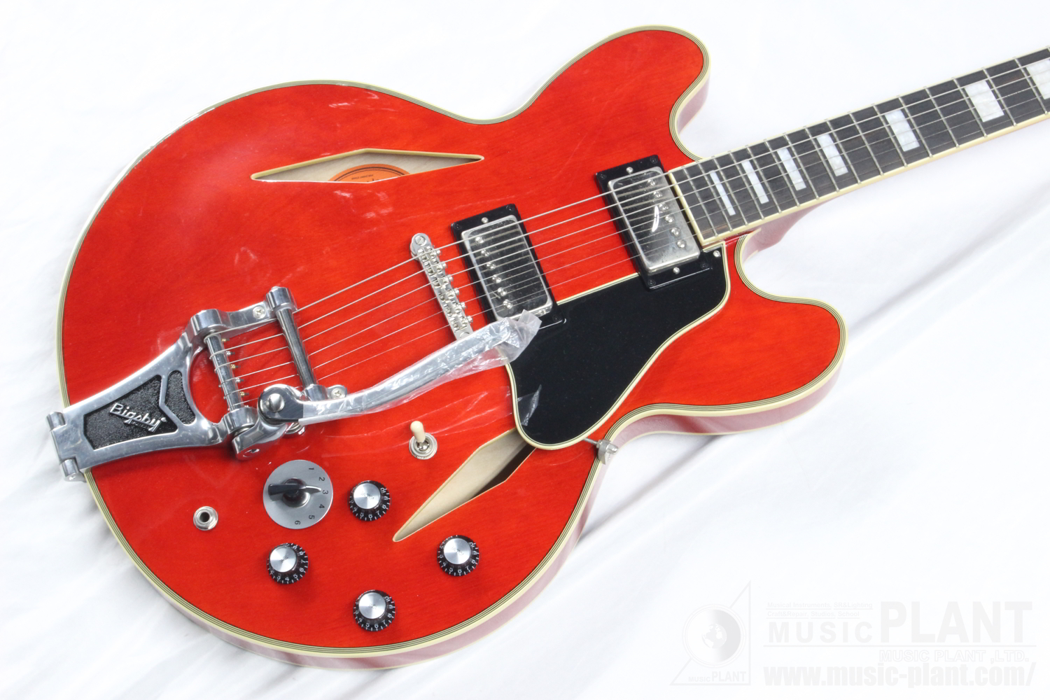 Shinichi Ubukata ES-355 Custom Bigsby ver.02 Sixties Cherry追加画像 Shinichi Ubukata ES-355 Custom Bigsby ver.02 Sixties Cherry追加画像