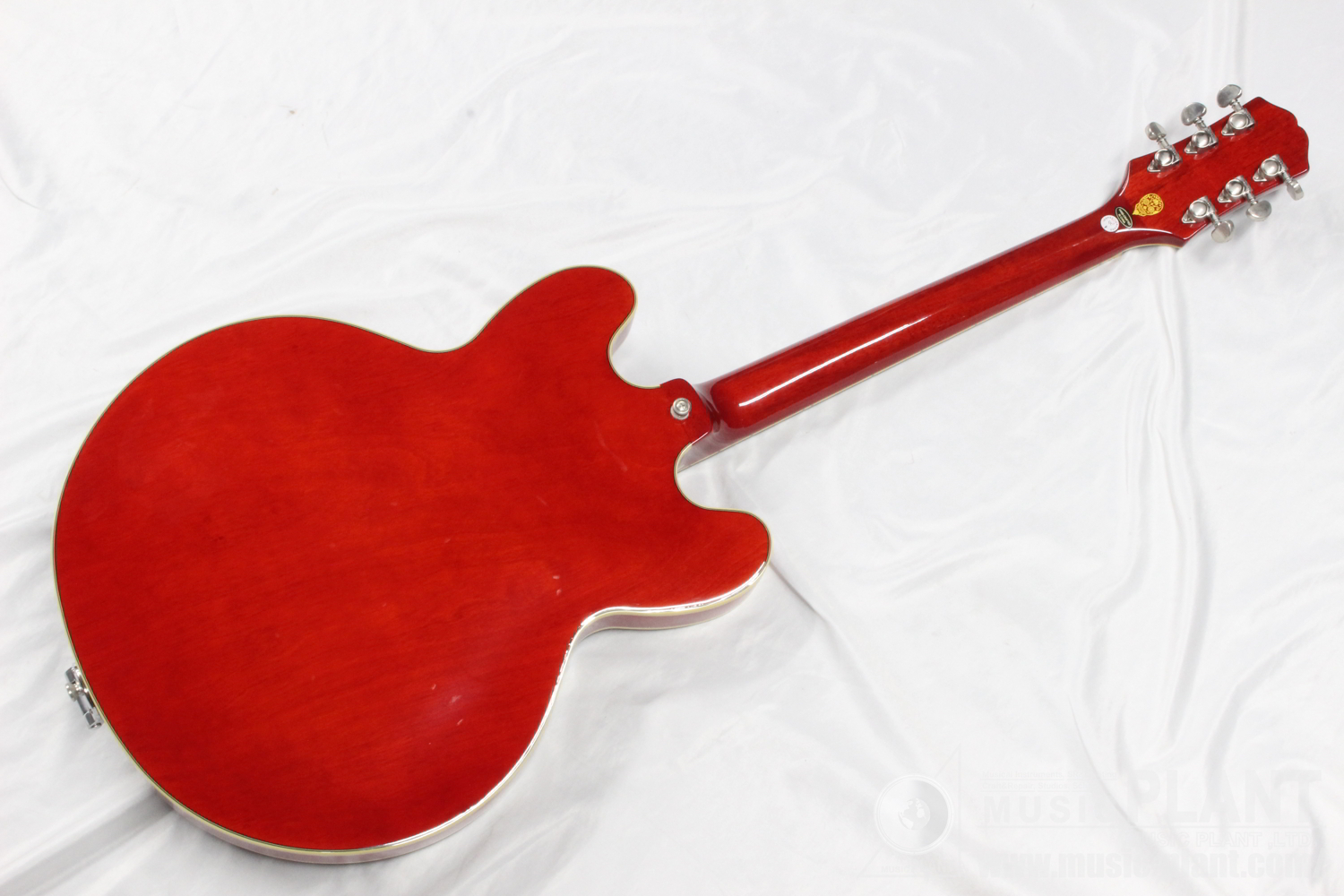 Shinichi Ubukata ES-355 Custom Bigsby ver.02 Sixties Cherry背面画像 Shinichi Ubukata ES-355 Custom Bigsby ver.02 Sixties Cherry背面画像