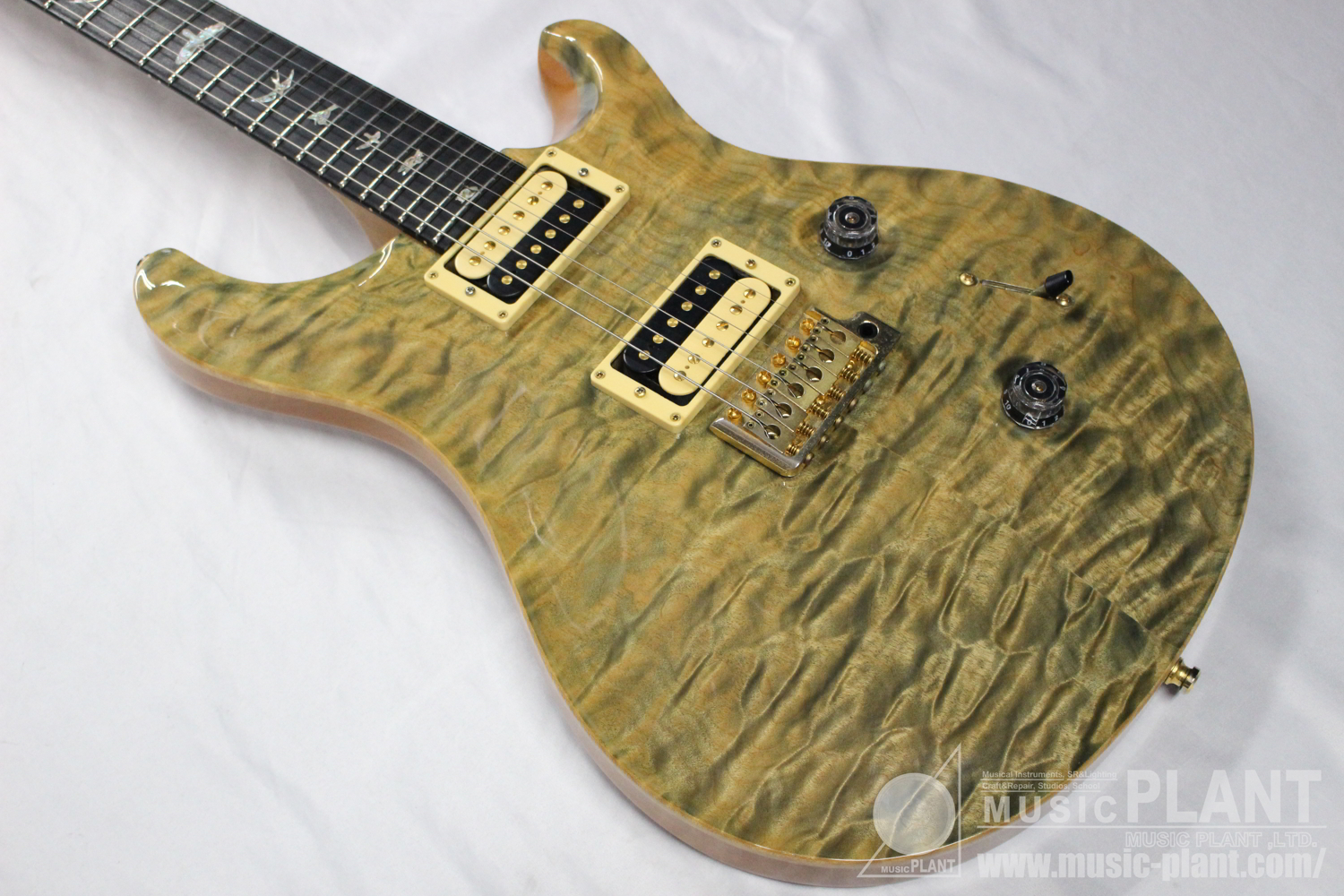 2013 CUSTOM24 QUILT TOP Flame Neck Artist Package Faded Blue Jean追加画像 2013 CUSTOM24 QUILT TOP Flame Neck Artist Package Faded Blue Jean追加画像