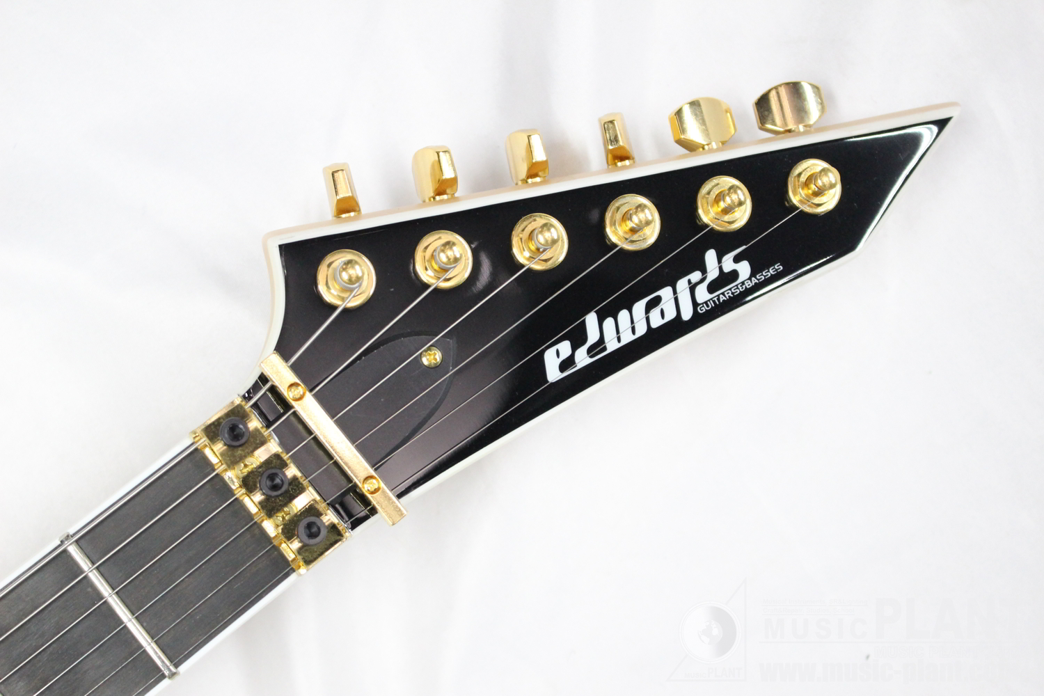 E-ALEXI ARROW HEAD Black with Yellow Stripeヘッド画像 E-ALEXI ARROW HEAD Black with Yellow Stripeヘッド画像