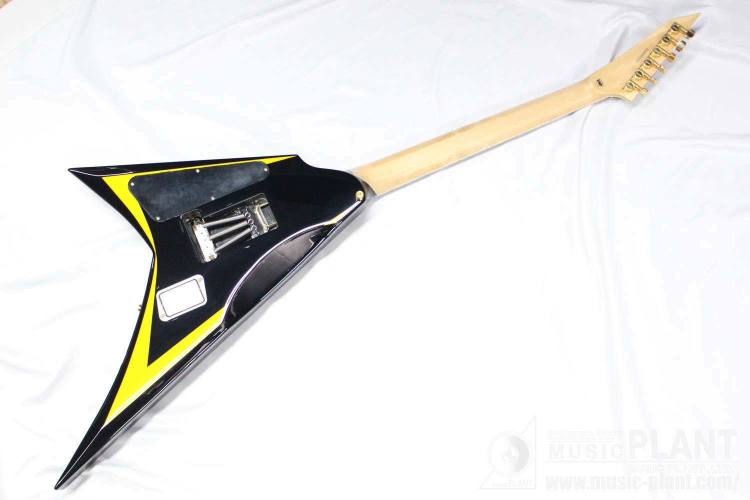 E-ALEXI ARROW HEAD Black with Yellow Stripe背面画像 E-ALEXI ARROW HEAD Black with Yellow Stripe背面画像