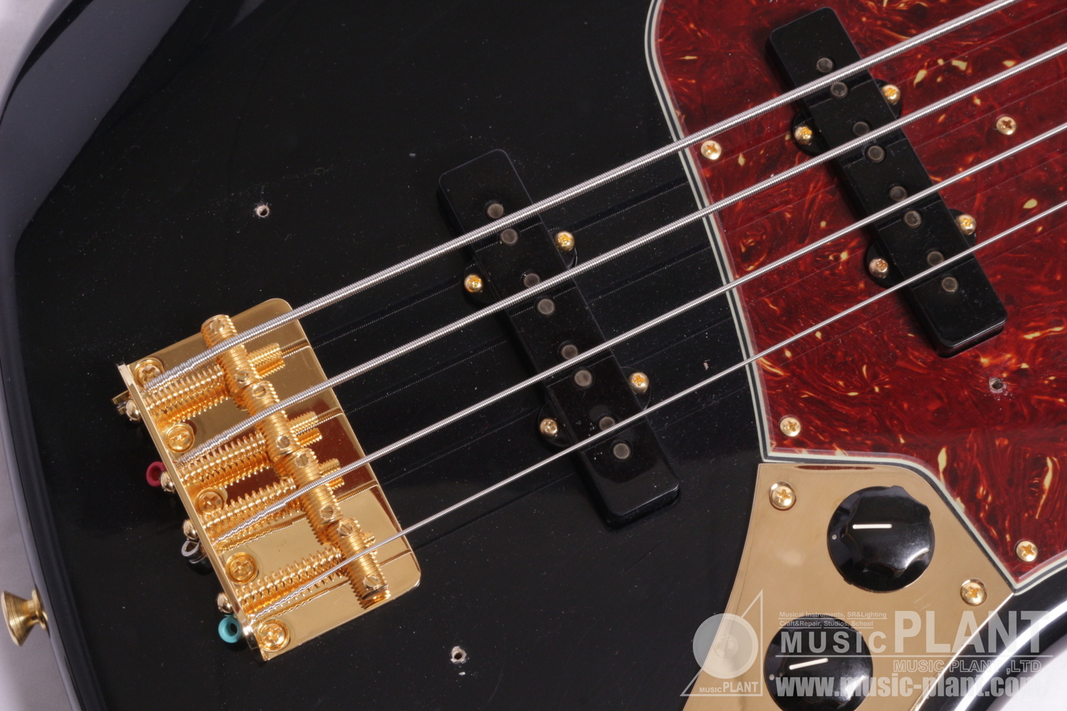 1965 Jazz Bass Closet Classic with Gold NOS Hardware with Matching Painted Headstock, Rosewood Fingerboard - Black追加画像 1965 Jazz Bass Closet Classic with Gold NOS Hardware with Matching Painted Headstock, Rosewood Fingerboard - Black追加画像