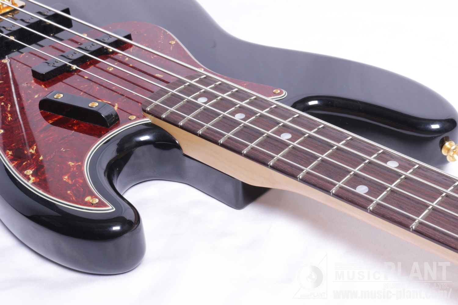 1965 Jazz Bass Closet Classic with Gold NOS Hardware with Matching Painted Headstock, Rosewood Fingerboard - Black追加画像 1965 Jazz Bass Closet Classic with Gold NOS Hardware with Matching Painted Headstock, Rosewood Fingerboard - Black追加画像
