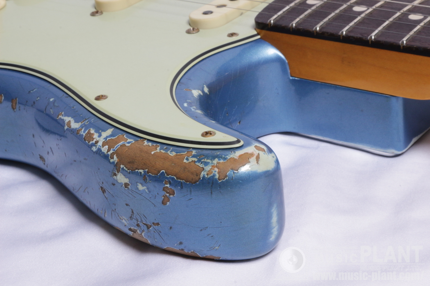 1961 Stratocaster Heavy Relic Rosewood Fingerboard - Lake Placid Blue over Sonic Blue追加画像 1961 Stratocaster Heavy Relic Rosewood Fingerboard - Lake Placid Blue over Sonic Blue追加画像