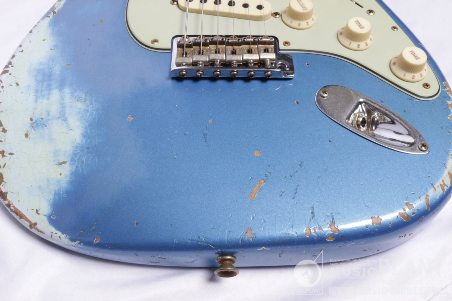 1961 Stratocaster Heavy Relic Rosewood Fingerboard - Lake Placid Blue over Sonic Blue追加画像 1961 Stratocaster Heavy Relic Rosewood Fingerboard - Lake Placid Blue over Sonic Blue追加画像
