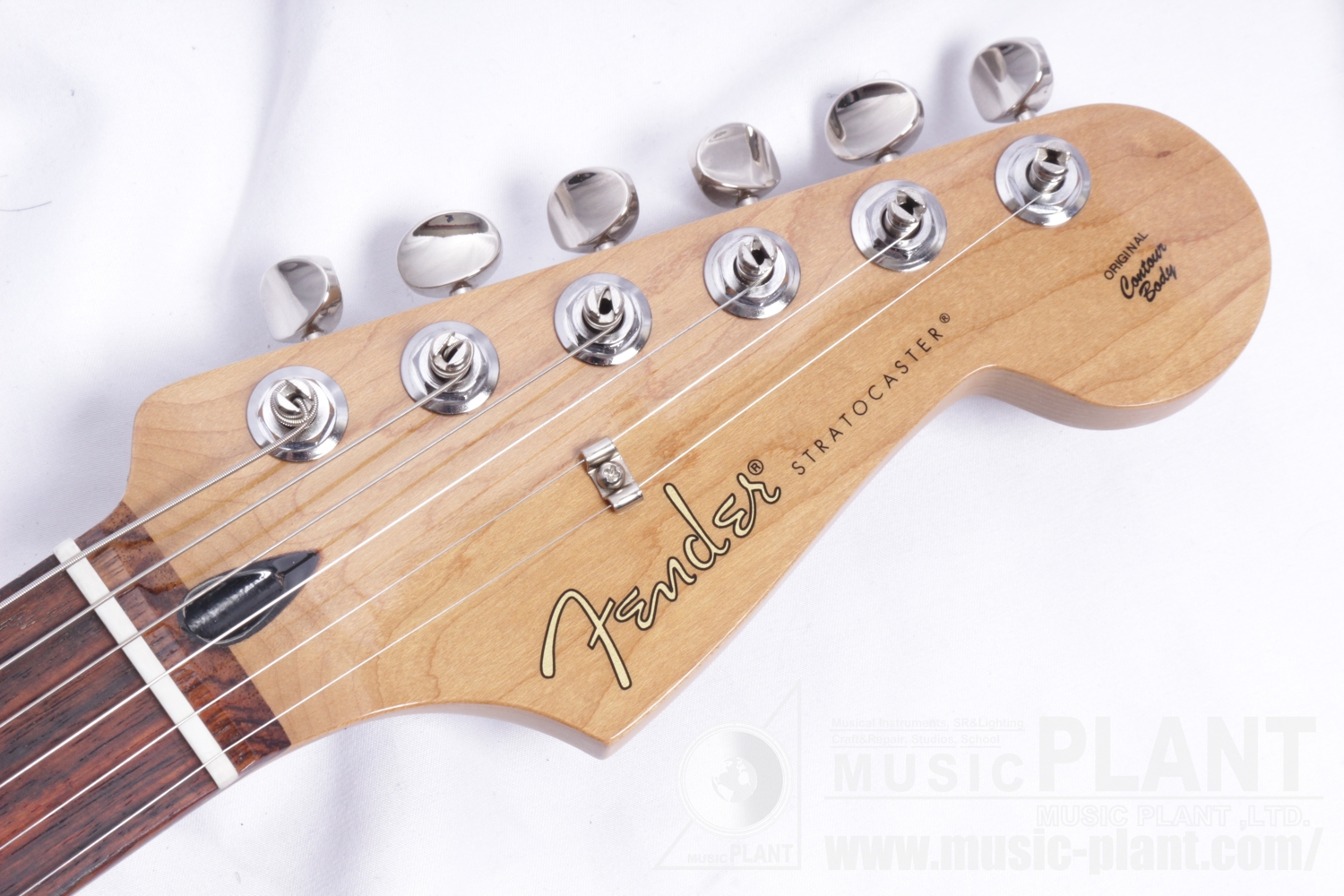 DE Limited Player II Stratocaster RST 3 Tone Sunburstヘッド画像 DE Limited Player II Stratocaster RST 3 Tone Sunburstヘッド画像