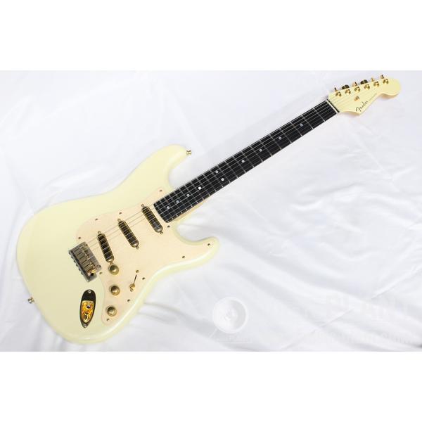 2002 FSR White Pearl Deluxe Stratocasterサムネイル
