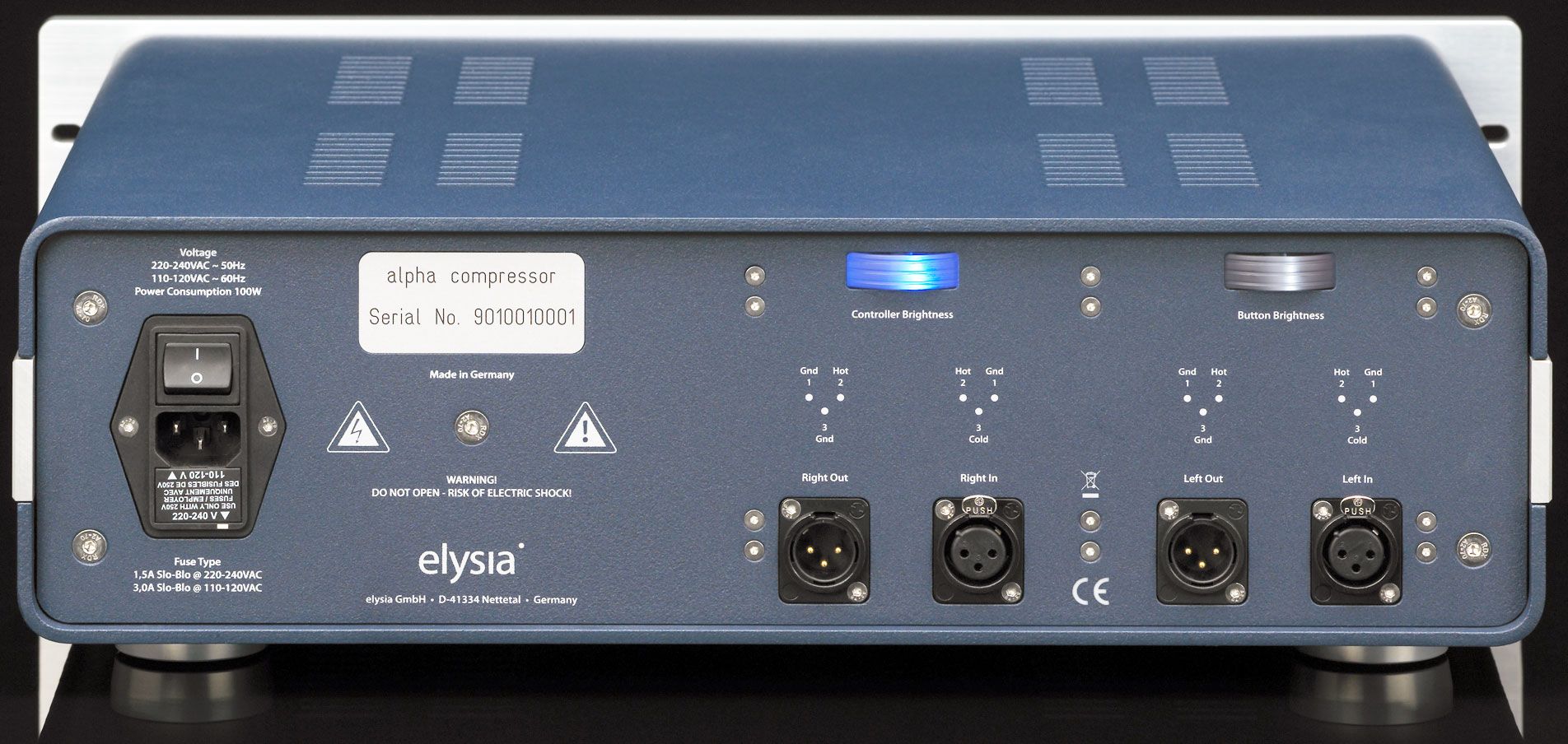 Alpha Compressor背面画像 Alpha Compressor背面画像