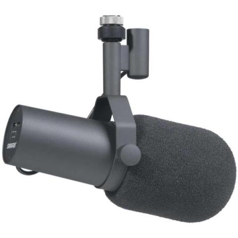 ダイナミック型ワイヤードマイク
SHURE
SM7B